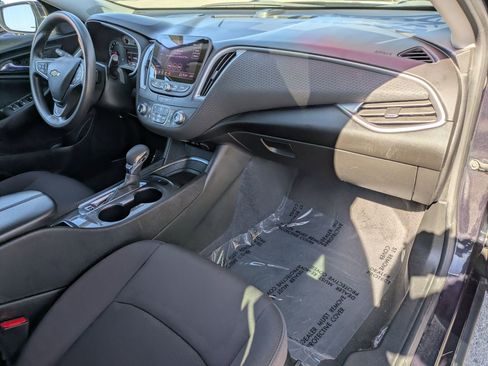 Used 2023 Chevrolet Malibu LT image 28