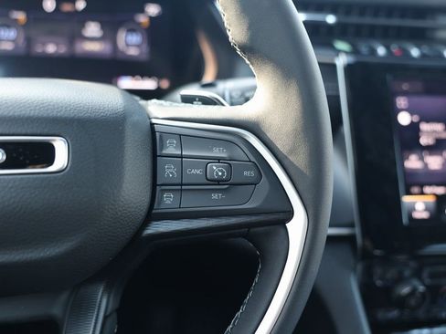 New 2025 Jeep Grand Cherokee Laredo X w/ Trailer Tow Package image 23