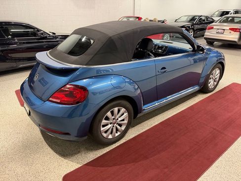 Used 2019 Volkswagen Beetle 2.0T S FWD image 60