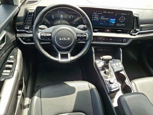 Used 2023 Kia Sportage EX AWD/4WD image 12