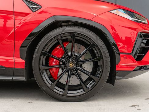 Used 2023 Lamborghini Urus S AWD/4WD image 40