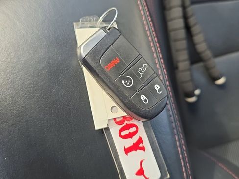 Used 2022 Dodge Durango R/T w/ Blacktop Package image 31