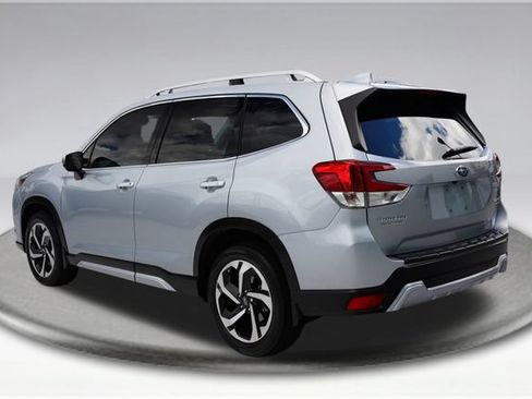 Used 2023 Subaru Forester Touring AWD/4WD image 12