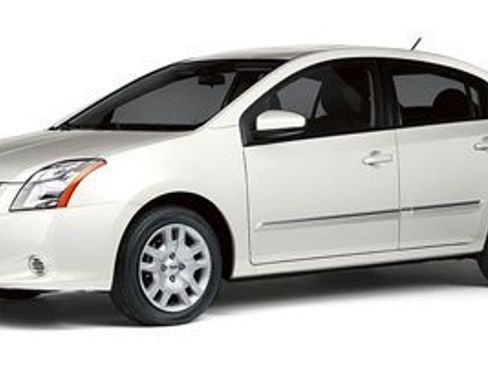 Used 2012 Nissan Sentra 2.0 S image 1