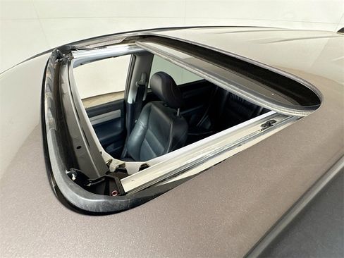 Used 2010 Honda CR-V EX-L image 19