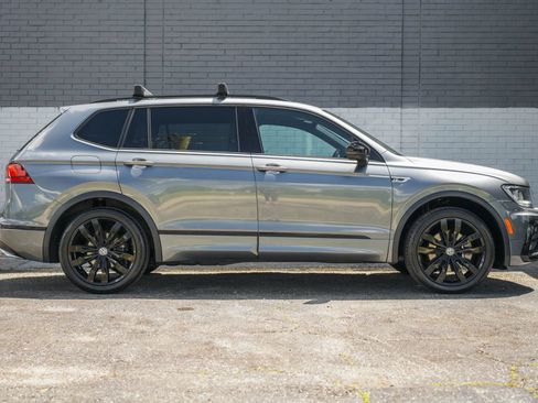 Used 2019 Volkswagen Tiguan S AWD/4WD image 4