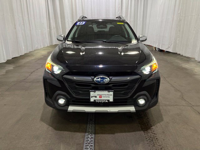Used 2023 Subaru Outback Touring XT AWD/4WD image 10