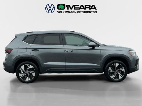 New 2025 Volkswagen Taos SE image 6
