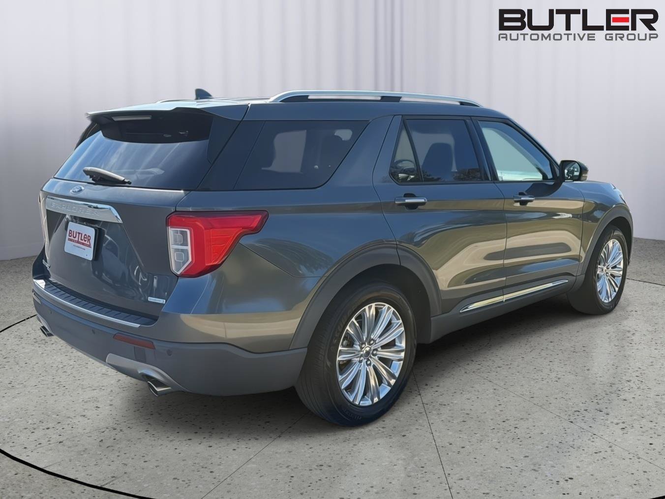 Used 2020 Ford Explorer Limited RWD image 6