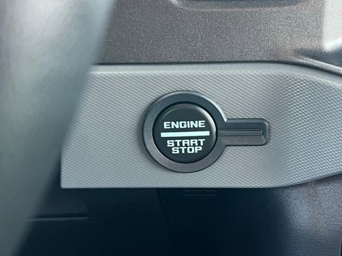 Used 2024 Ford Bronco Everglades image 33