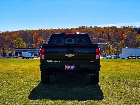 Used 2017 Chevrolet Silverado 1500 LTZ Z71 w/ LTZ Plus Package image 5