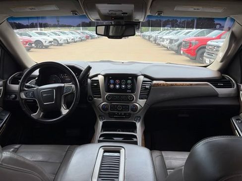 Used 2016 GMC Yukon Denali w/ Open Road Package AWD/4WD image 54