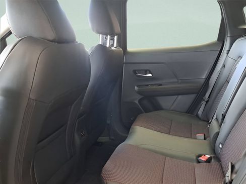 Certified 2025 Nissan Kicks SR FWD image 23