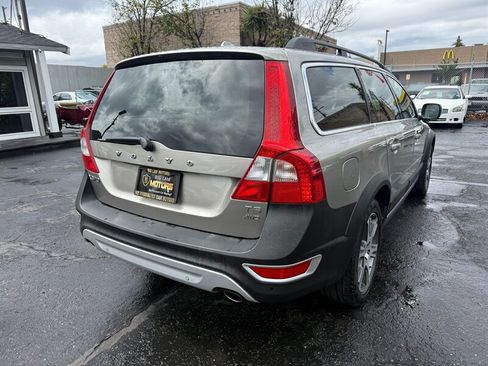 Used 2012 Volvo XC70 T6 Premier Plus AWD/4WD image 5