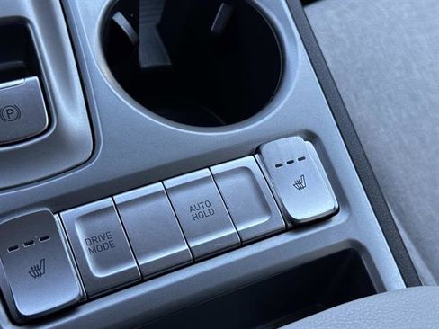 Used 2023 Hyundai Kona SE w/ Cargo Package image 23