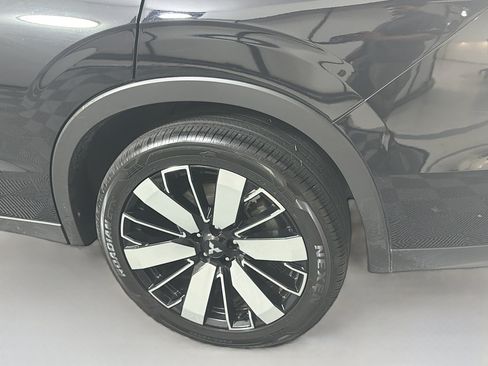 Used 2025 Mitsubishi Outlander SE FWD image 11