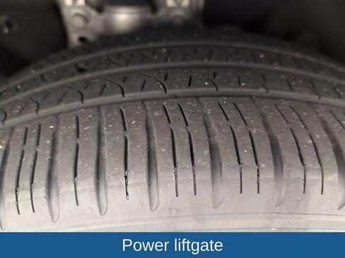 Used 2023 Ford Explorer Limited w/ Equipment Group 301A RWD image 20