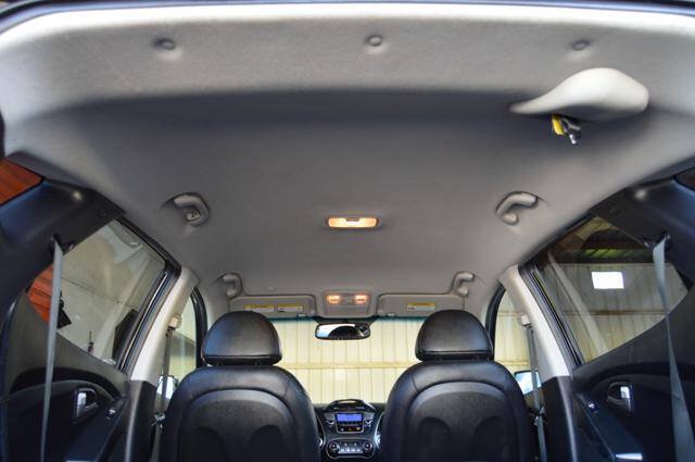 Used 2012 Hyundai Tucson GLS AWD/4WD image 37