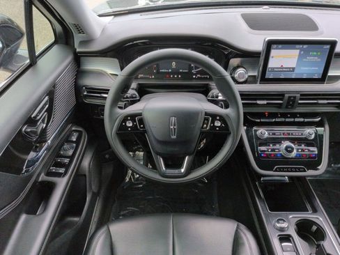 Used 2022 Lincoln Corsair AWD w/ Equipment Group 101A image 16