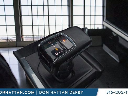 Used 2023 Chevrolet Silverado 1500 RST AWD/4WD image 10
