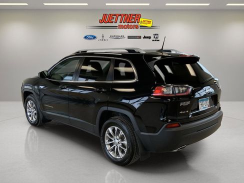 Used 2021 Jeep Cherokee Latitude Lux AWD/4WD image 6