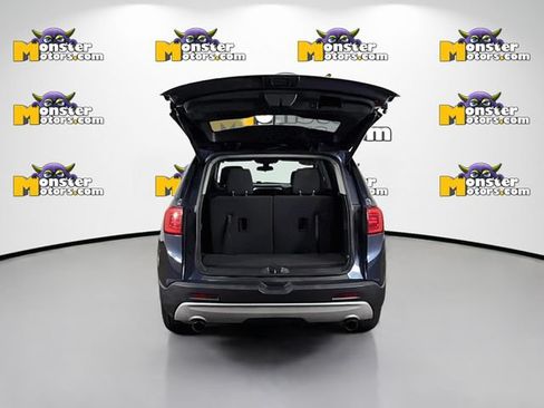 Used 2019 GMC Acadia SLE FWD image 26