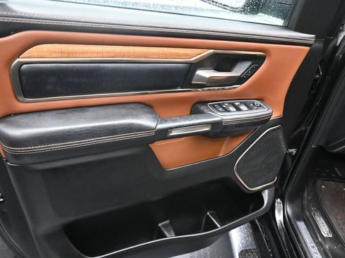 Used 2022 RAM 1500 Limited w/ Body Color Bumper Group AWD/4WD image 21