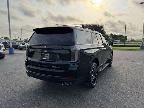 Used 2026 Chevrolet Suburban RST w/ Comfort Package RWD image 3