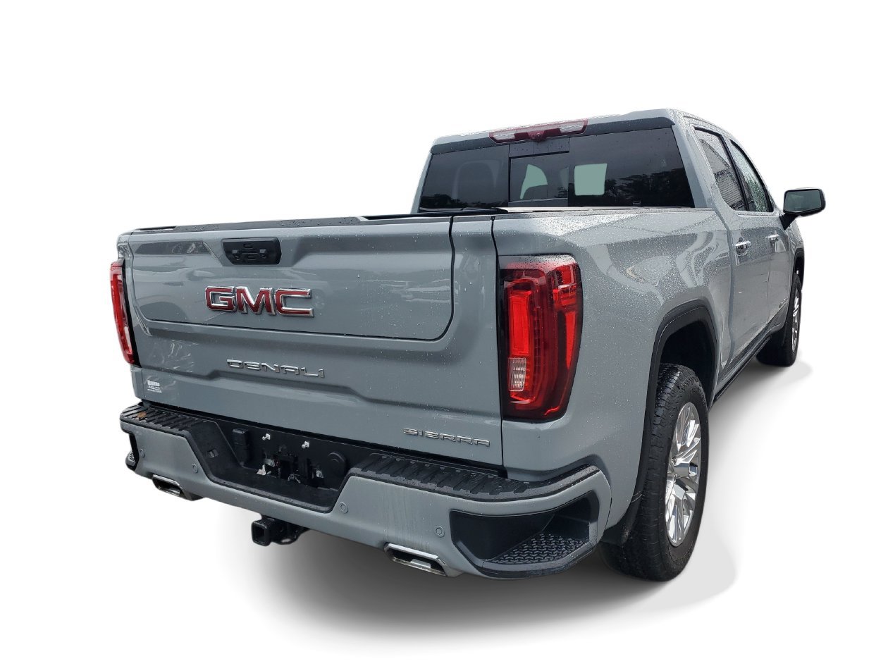 Used 2025 GMC Sierra 1500 Denali w/ Technology Package AWD/4WD image 4