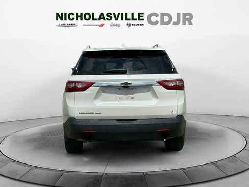 Used 2018 Chevrolet Traverse LT AWD/4WD image 4