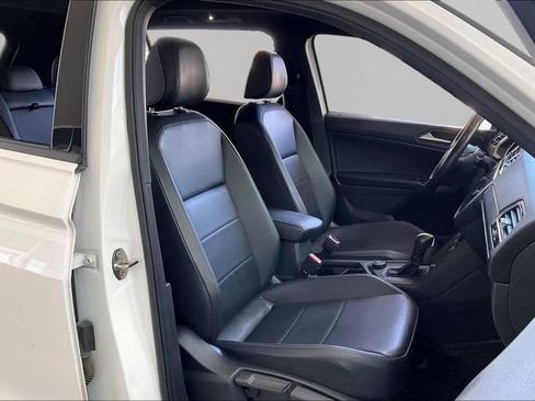 Used 2020 Volkswagen Tiguan SE R-Line AWD/4WD image 20
