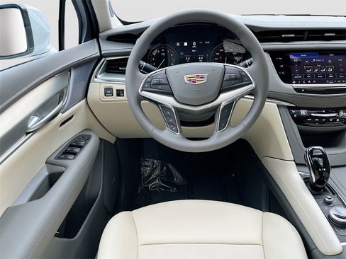 New 2026 Cadillac XT5 Premium Luxury w/ Driver Assist Package image 23