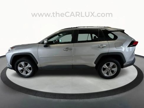 Used 2022 Toyota RAV4 XLE image 4