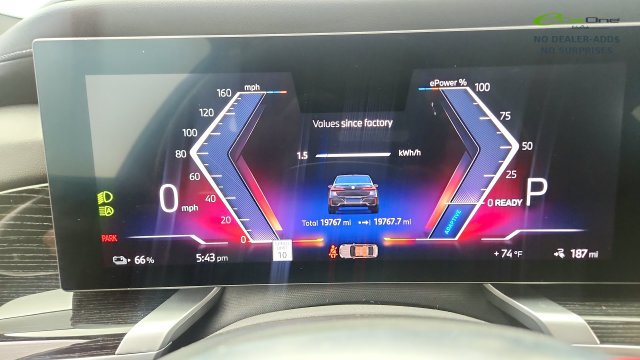 Used 2025 BMW i7 eDrive50 w/ M Sport Package RWD image 59