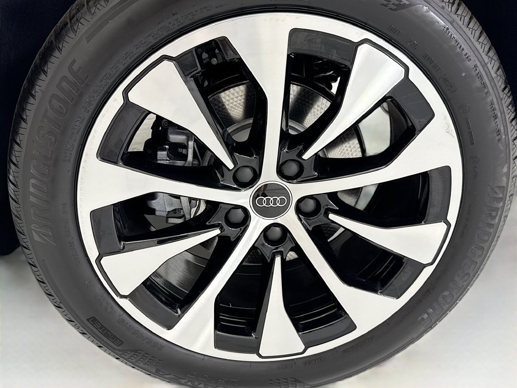 Used 2026 Audi Q3 quattro 2.0T AWD/4WD image 31