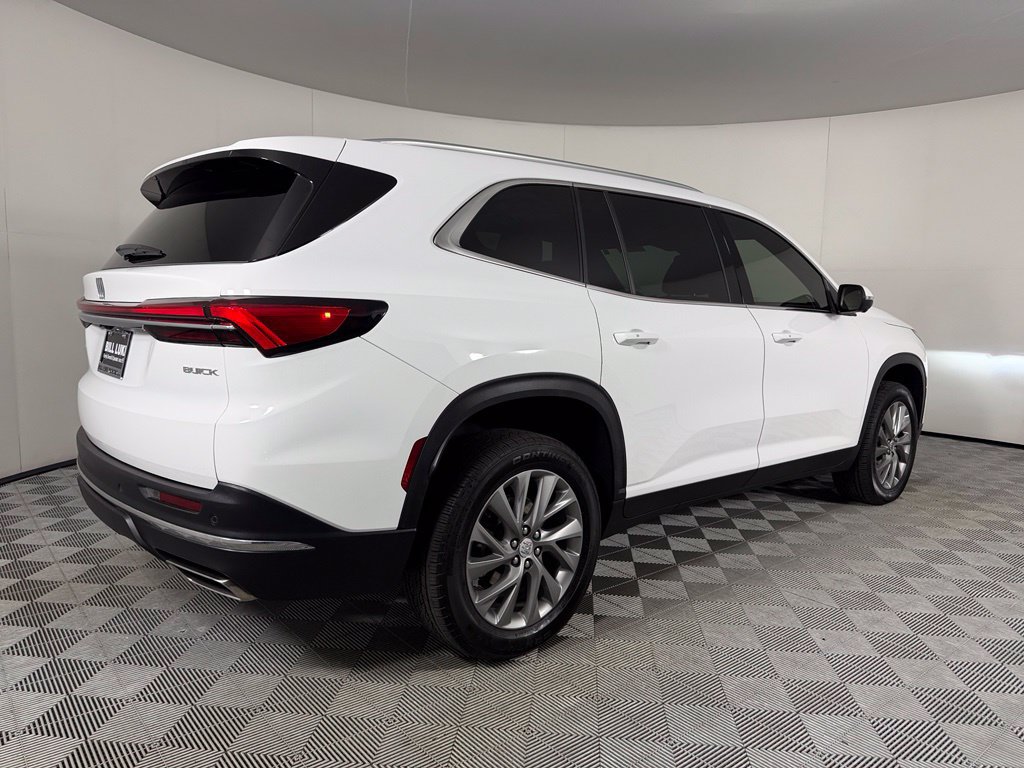 Used 2026 Buick Enclave Preferred FWD image 11