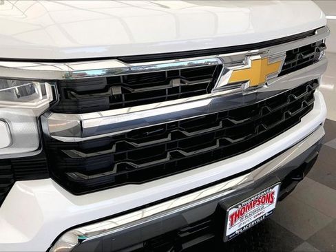 Used 2025 Chevrolet Silverado 1500 LT image 30