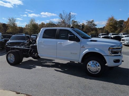 New 2026 RAM 4500 Tradesman w/ Laramie Trim Package image 2