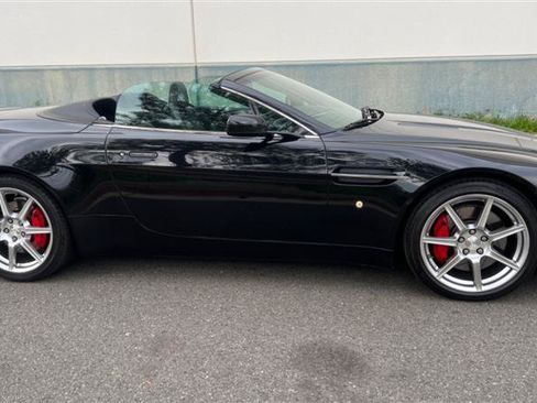 Used 2008 Aston Martin V8 Vantage Roadster RWD image 61