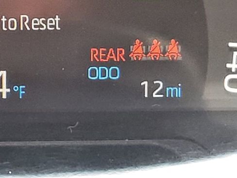 Used 2025 Toyota RAV4 XLE w/ Convenience Package image 6