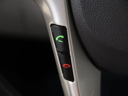 Used 2013 Hyundai Accent GLS w/ Premium Pkg FWD image 10