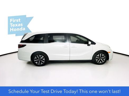 New 2026 Honda Odyssey EX-L image 9