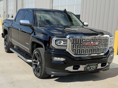 Used 2016 GMC Sierra 1500 Denali w/ Enhanced Driver Alert Package AWD/4WD image 8