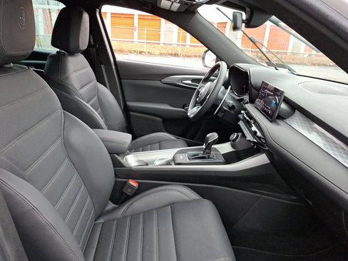 Used 2024 Alfa Romeo Tonale Veloce image 12