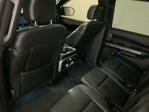 Used 2018 Ford Expedition XLT w/ Equipment Group 202A image 30