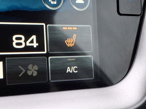 Certified 2025 Subaru Outback Premium image 25