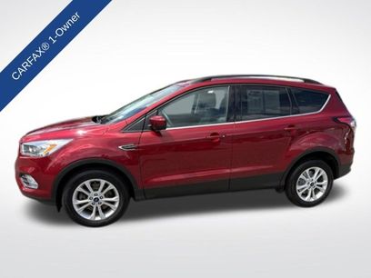 Used 2017 Ford Escape SE w/ Equipment Group 201A