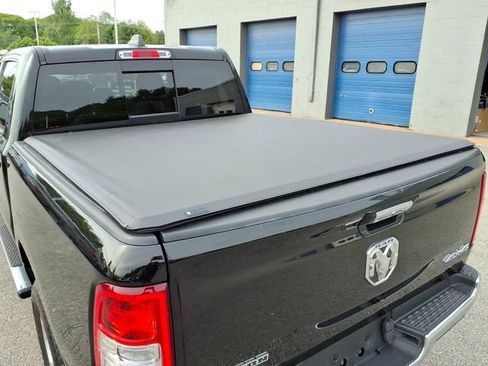 Used 2019 RAM 1500 Big Horn AWD/4WD image 10