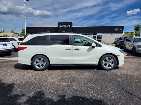Used 2018 Honda Odyssey EX-L image 3