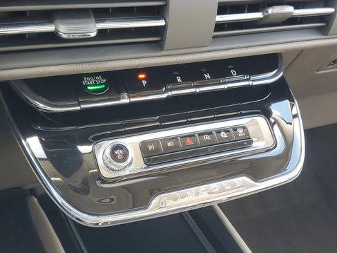 Used 2023 Lincoln Corsair AWD w/ Equipment Group 101A image 18